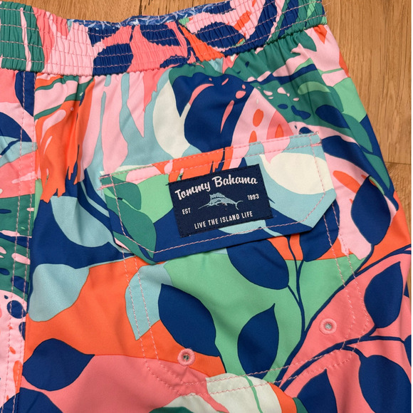 NWT Tommy Bahama Baja Beach Day Blooms Men's Mesh Swim Trunks with Pockets XXL - Picture 6 of 11